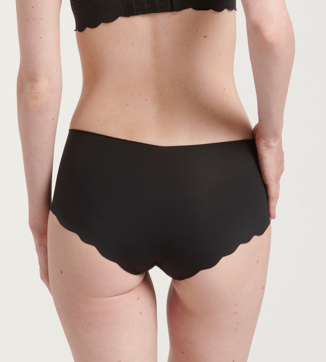 ZERO Microfibre 2.0 Dames Short Zwart